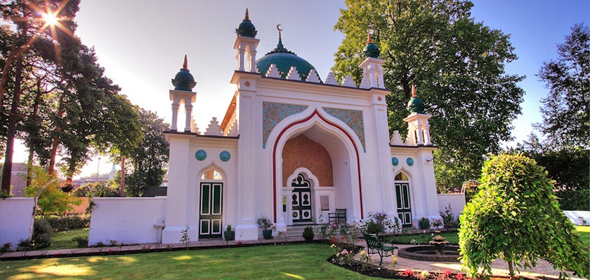 shah-jahan-mosque-gallery_0